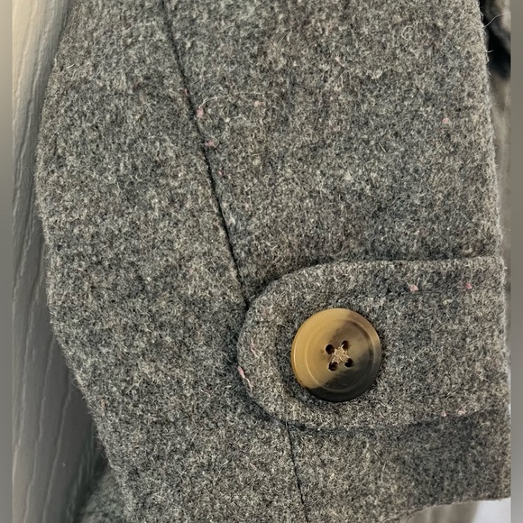 Girls 2 Toddler Gray Old Navy Coat EUC - Picture 5 of 7